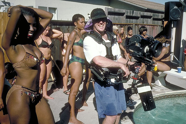 Pool Party! Behind the scenes of a rap video 