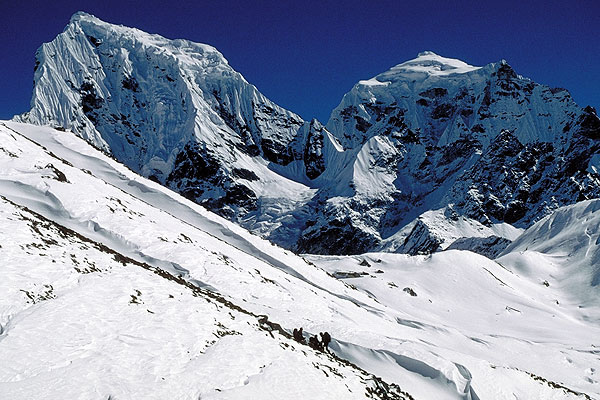 Resting below Cho La on descent