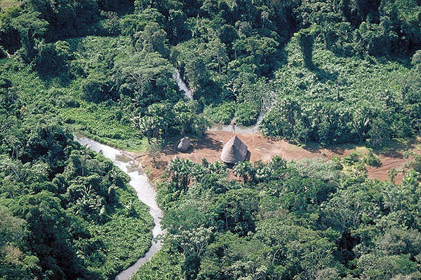 Indian settlement on the banks of a small river